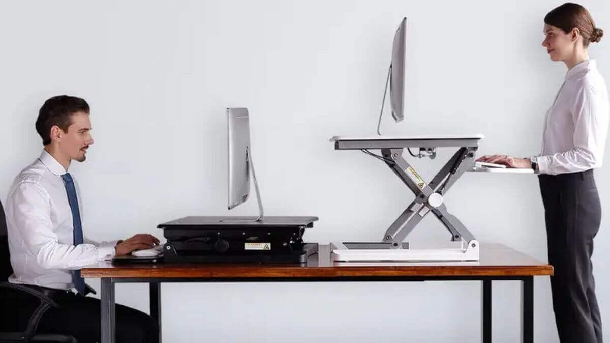 Desk Riser: The Key to Streamlining Your Workflow