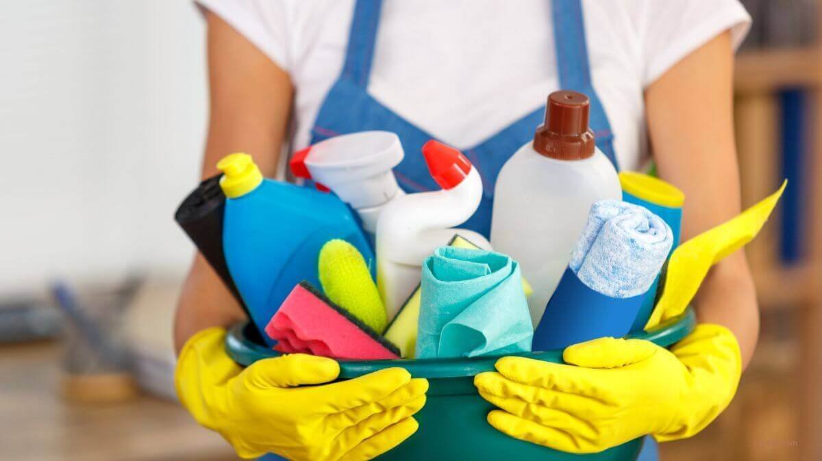 The Ultimate Guide to a Sparkling Home: Expert Cleaning Tips You Need to Know